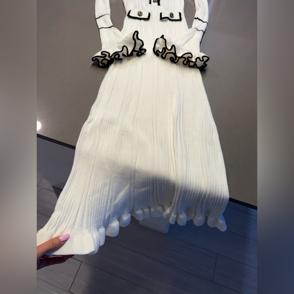 Women’s White Ribbed Knit Midi Dress with Contrast Trim - Picture 13 of 14